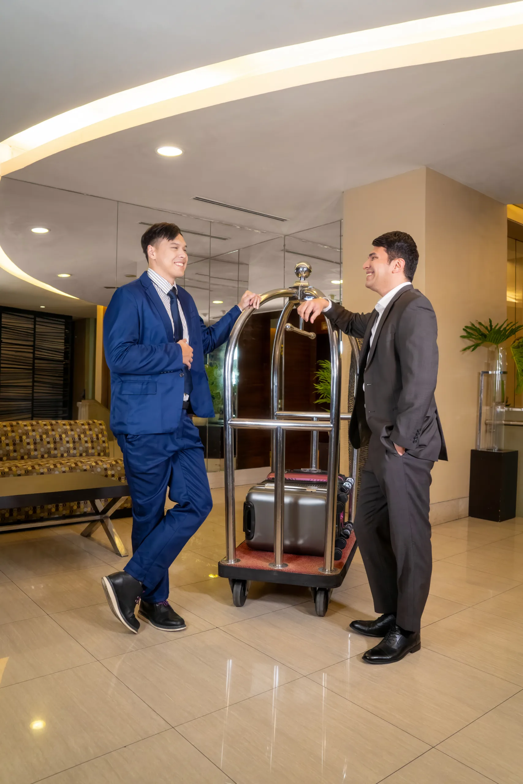 Astoria Plaza — travel and transfer options